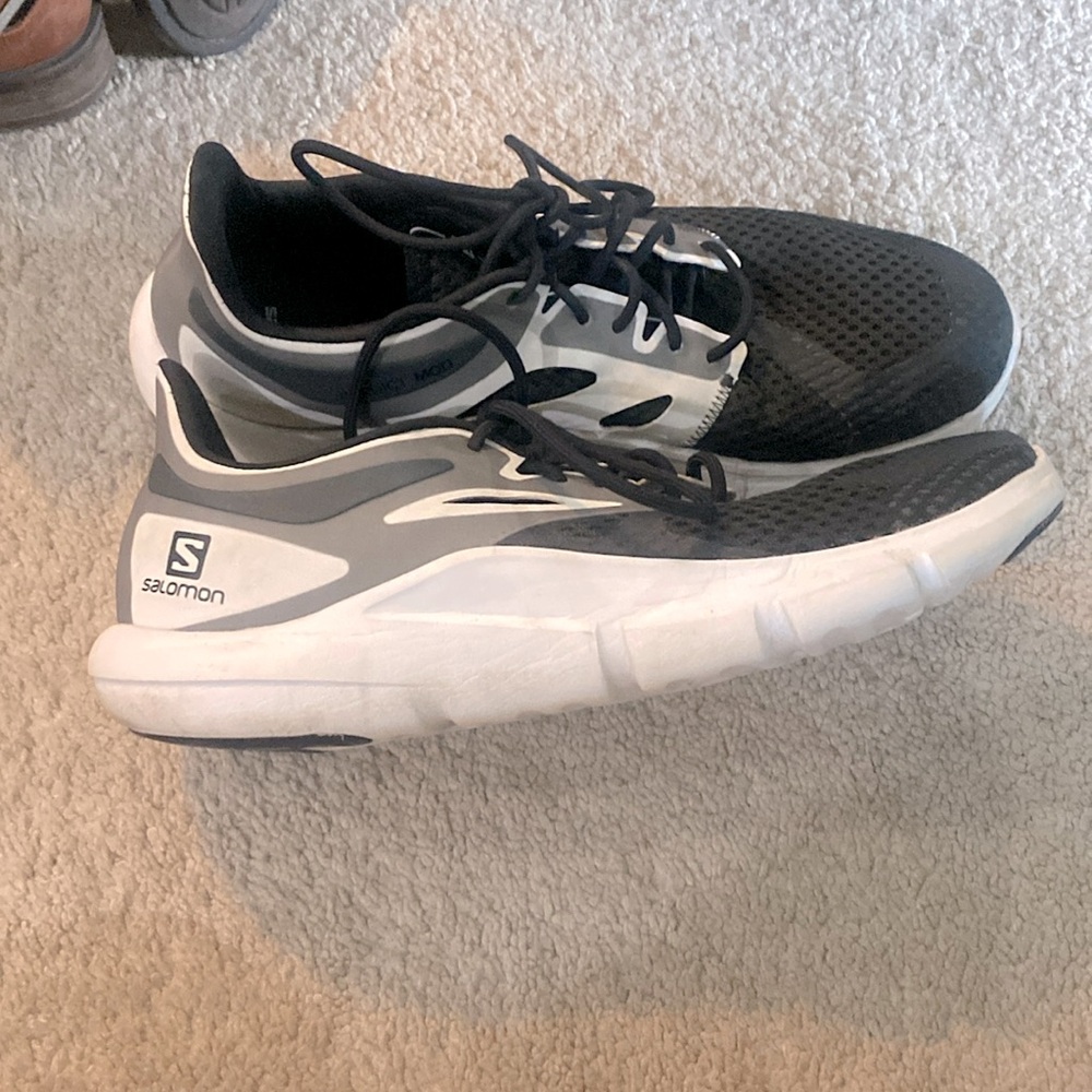 Salomon sneakers, size 10
